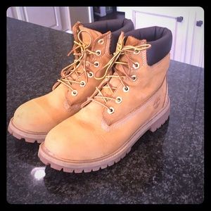 Junior boys Timberland boots